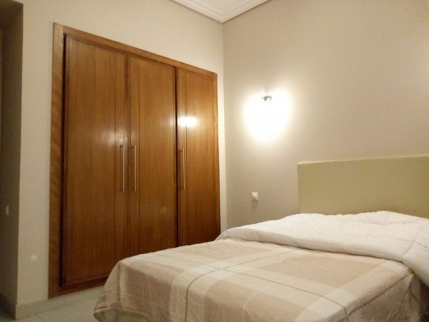 location-appartement-meuble-140-m2-a-maarif-big-4
