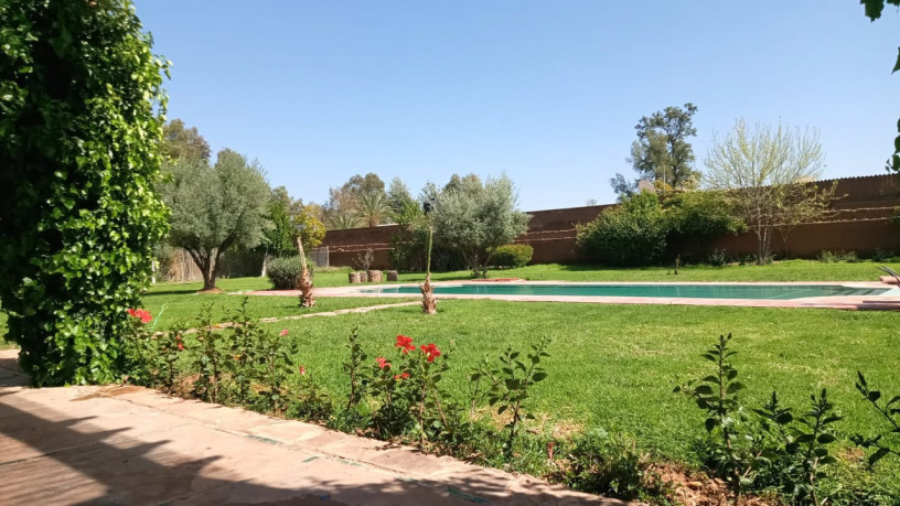 location-journalier-dun-villa-meublee-a-marrakech-big-4