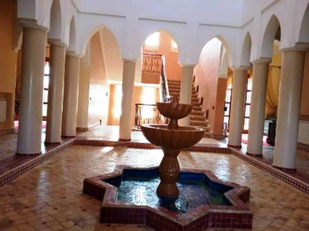 location-journalier-dun-villa-meublee-a-marrakech-big-3