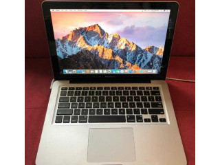 MacBook Pro i5 2.5Ghz 8Go 250Go SSD mid 2012 clavier QWERTY