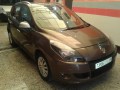 renault-megane-scenic-toutes-options-small-2