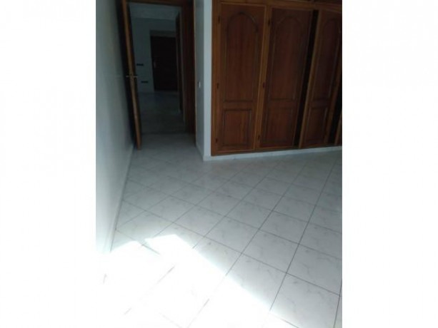 location-appartment-de-121m2-aux-hopitaux-big-4