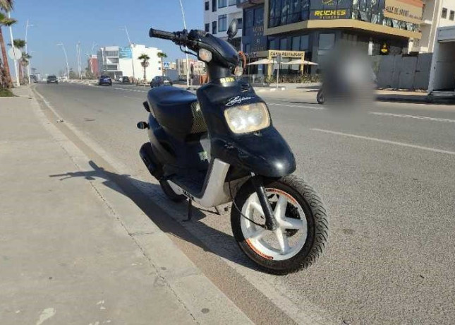 moto-scooter-mbk-spirit-big-0